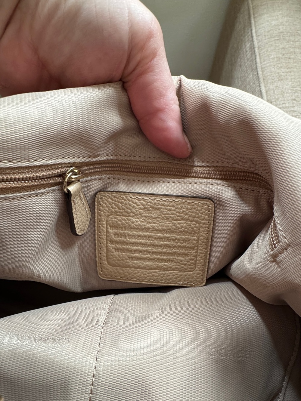 New Coach bag - Picture 8 of 9